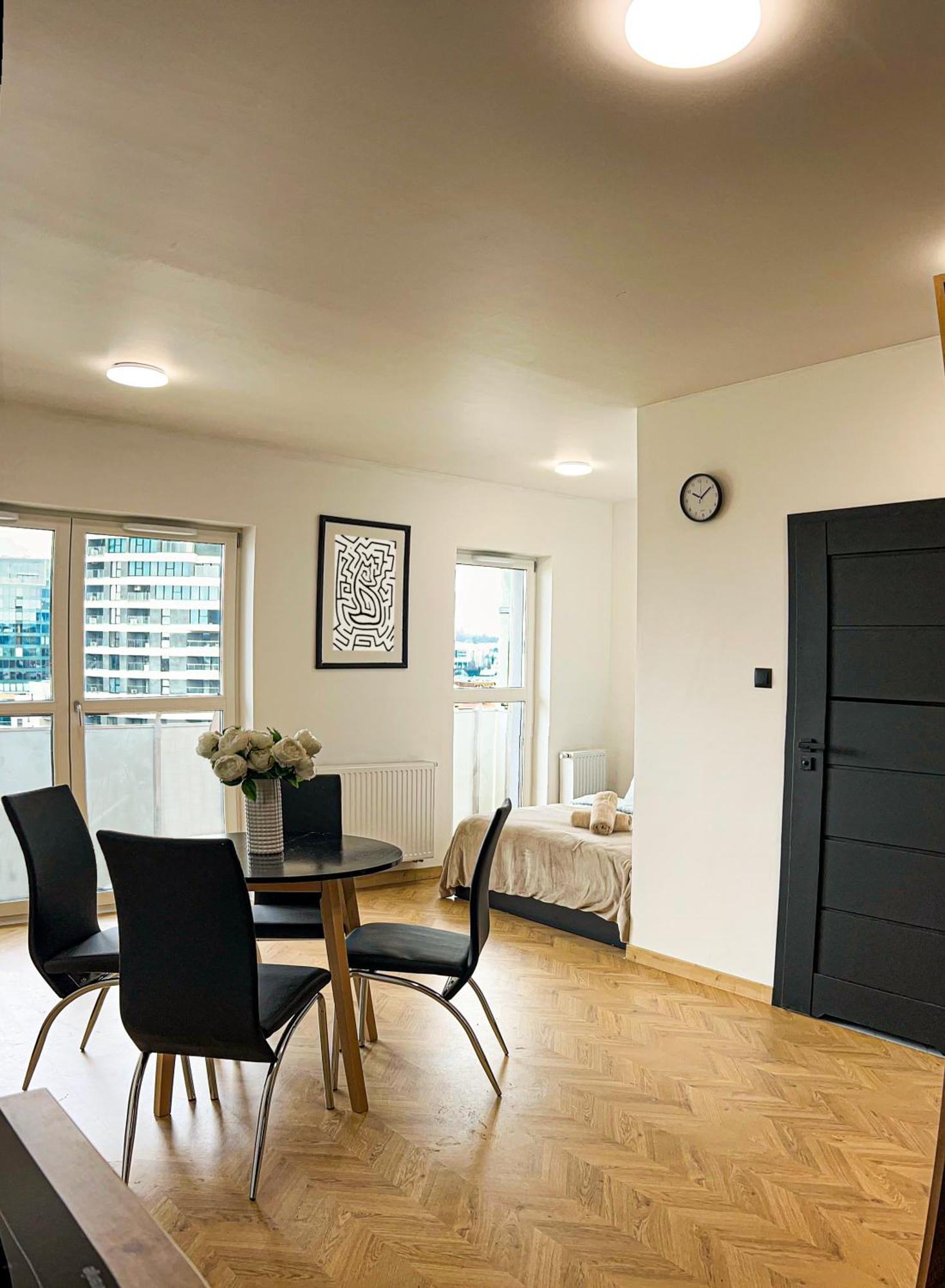 Apartament Renard Rzeszów Buitenkant foto
